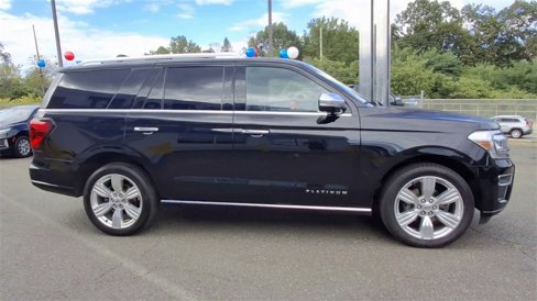 Used 2023 Ford Expedition Platinum image 9