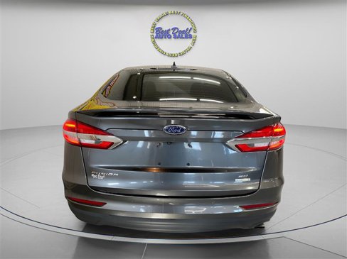 Used 2020 Ford Fusion SE w/ Equipment Group 151A image 6
