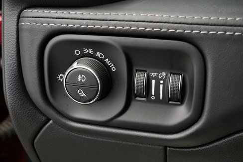 Used 2023 RAM 2500 Limited image 28