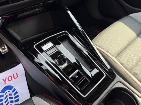 New 2025 Volkswagen GTI SE image 20
