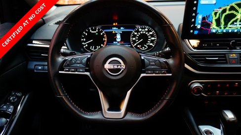 Used 2024 Nissan Altima 2.5 SR w/ SR Premium Package image 11