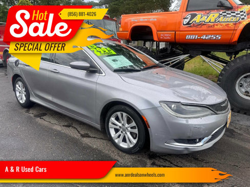 Used 2015 Chrysler 200 Limited w/ Convenience Group image 1