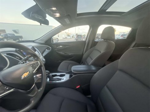 Used 2024 Chevrolet Malibu LT image 10