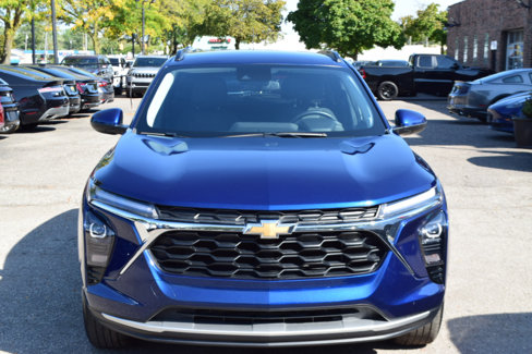 Used 2024 Chevrolet Trax LT w/ Driver Confidence Package image 4