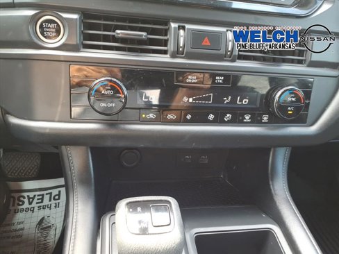 Used 2023 Nissan Pathfinder S image 12