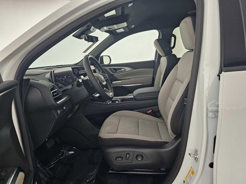 New 2026 Chevrolet Traverse LT w/ Enhanced Driving Package image 22