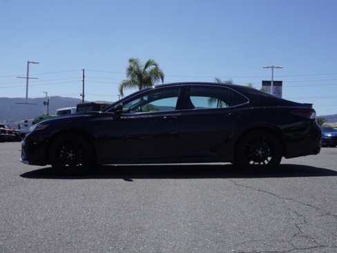 Used 2023 Toyota Camry XSE image 7