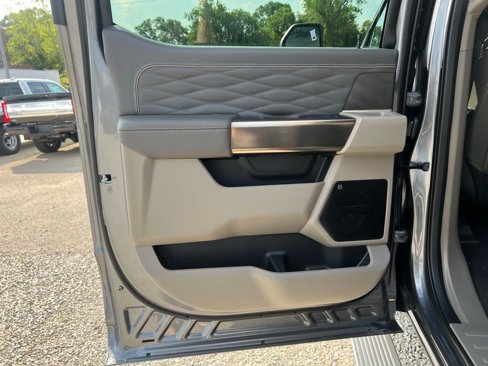 New 2025 Ford F250 Platinum w/ Platinum Plus Package image 16