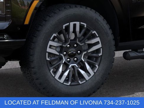 New 2026 Chevrolet Suburban Z71 image 9