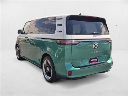 New 2025 Volkswagen ID. Buzz Pro S Plus image 9