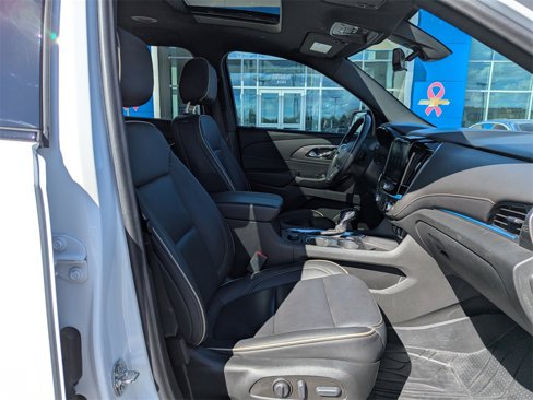 Certified 2022 Chevrolet Traverse Premier w/ Redline Edition image 46