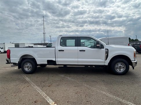 New 2026 Ford F250 XL w/ XL Driver Assist Package image 3