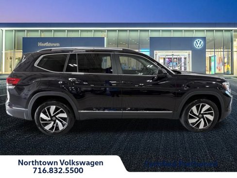 Certified 2025 Volkswagen Atlas SEL image 2