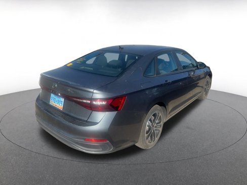 Used 2025 Volkswagen Jetta Sport image 8