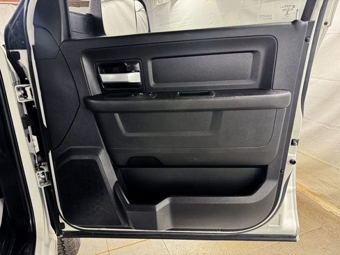 Used 2019 RAM 2500 Tradesman image 16