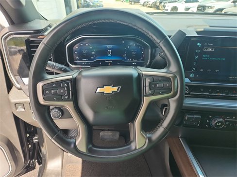 Used 2024 Chevrolet Silverado 3500 High Country image 13