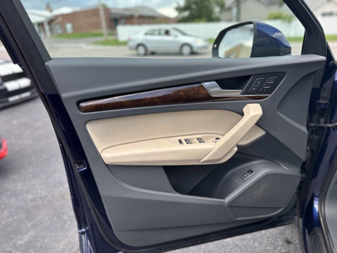 Used 2018 Audi Q5 2.0T Premium w/ Convenience Package image 16