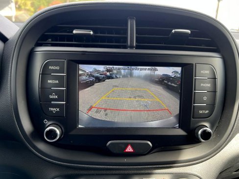 Used 2021 Kia Soul S image 16