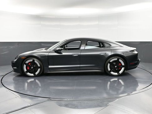 New 2025 Porsche Taycan 4S image 2
