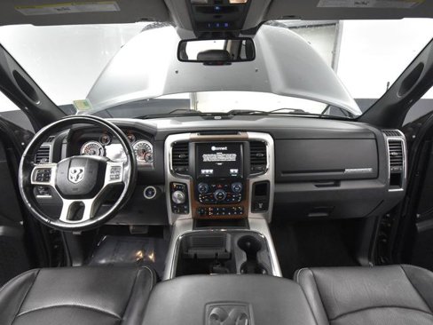Used 2016 RAM 1500 Laramie w/ Convenience Group image 23