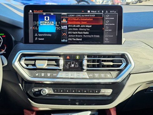 Used 2025 BMW X4 xDrive30i w/ Premium Package image 39