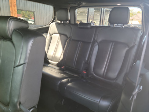 Used 2022 Jeep Wagoneer Series III image 23