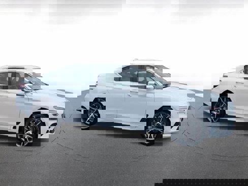 Used 2024 Genesis G70 2.5T image 16