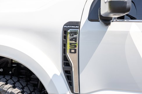 Used 2025 Ford F450 Platinum w/ Platinum Plus Package image 19
