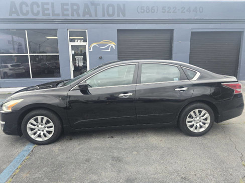 Used 2015 Nissan Altima 2.5 S image 1