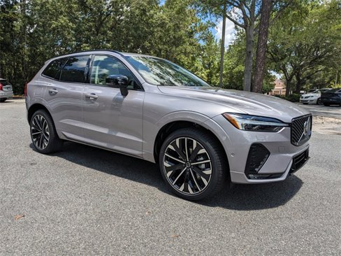 New 2026 Volvo XC60 B5 Ultra w/ Climate Package image 2