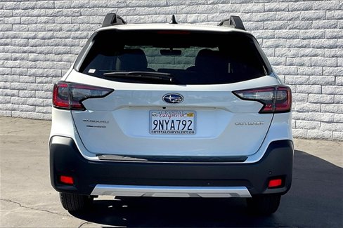 Used 2025 Subaru Outback Limited image 3