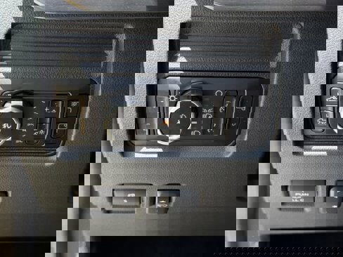 New 2025 Ford F250 Lariat w/ Lariat Ultimate Package image 31