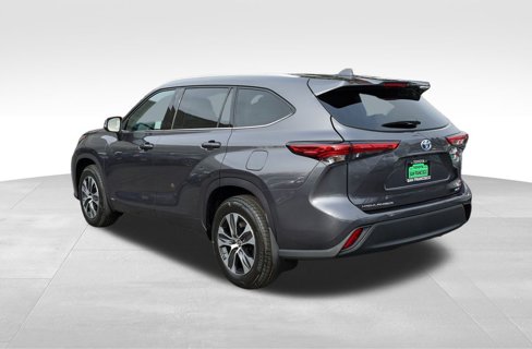 New 2025 Toyota Highlander XLE image 7