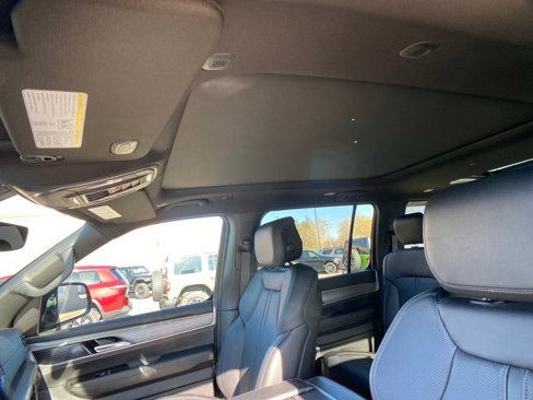 New 2025 Jeep Wagoneer Series II image 22