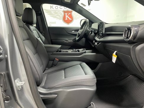 New 2026 Chevrolet Equinox LT w/ Convenience Package II image 21
