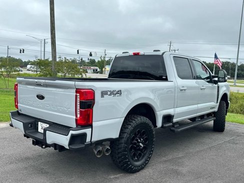 New 2025 Ford F250 Lariat w/ Black Appearance Package image 13