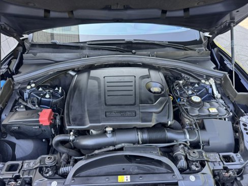 Used 2019 Jaguar F-PACE Premium image 5