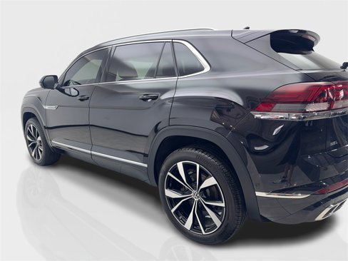 Used 2025 Volkswagen Atlas Cross Sport SEL Premium R-Line image 14