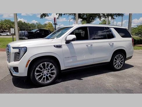 New 2025 GMC Yukon Denali w/ Denali Reserve Package image 13