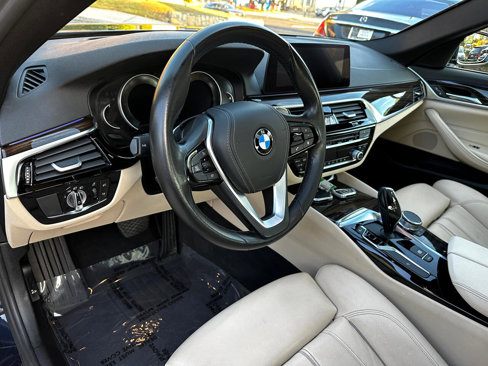 Used 2019 BMW 530i w/ Convenience Package image 17