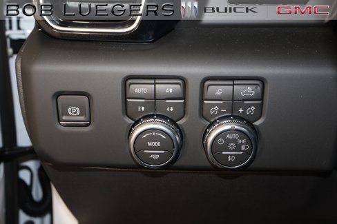 New 2026 GMC Sierra 1500 Denali w/ Denali Reserve Package image 33