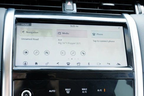 Used 2020 Land Rover Discovery Sport SE image 31