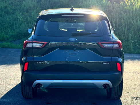 Used 2025 Ford Escape Active image 6