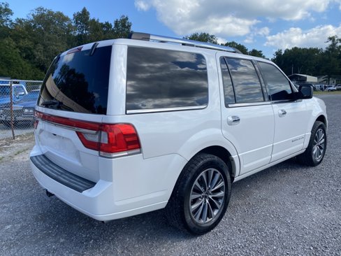 Used 2015 Lincoln Navigator 2WD image 5