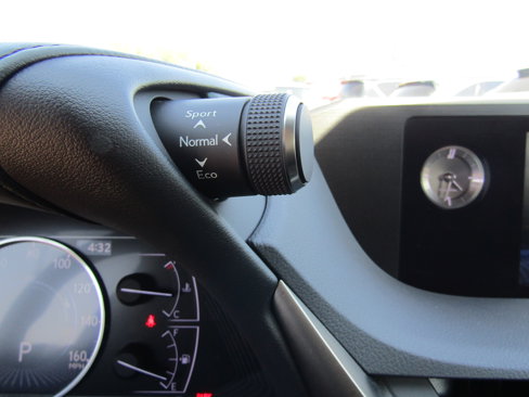 Used 2019 Lexus ES 300h image 19