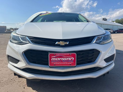 Used 2018 Chevrolet Cruze LT w/ Convenience Package image 2