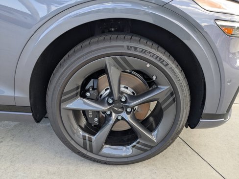 New 2026 Genesis GV70 3.5T Sport Prestige image 9
