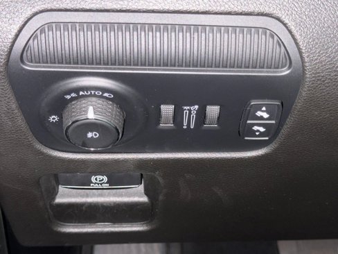 Used 2023 Jeep Wagoneer Series II image 37