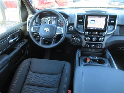 Used 2025 RAM 1500 Big Horn image 13