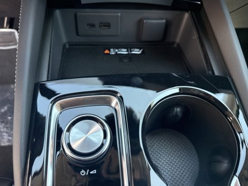 New 2025 Buick Envision Sport Touring image 18